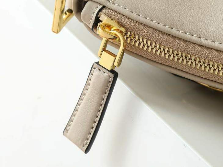 Picture of Prada Handbags _SKUfw201772409fw